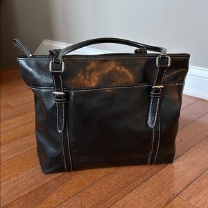Nine & Co Vegan Black Leather Tote Bag